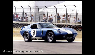 Cobra Daytona Coupe (1964 – 1965) front 3